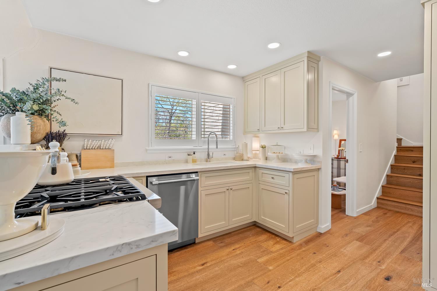 Detail Gallery Image 13 of 38 For 110 Viola Way, Angwin,  CA 94508 - 2 Beds | 2 Baths