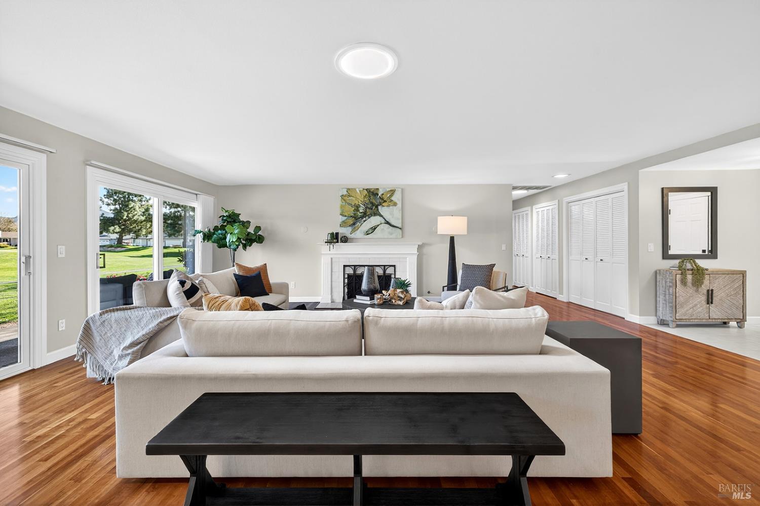 Detail Gallery Image 34 of 65 For 333 Golf Ct, Santa Rosa,  CA 95409 - 3 Beds | 2 Baths