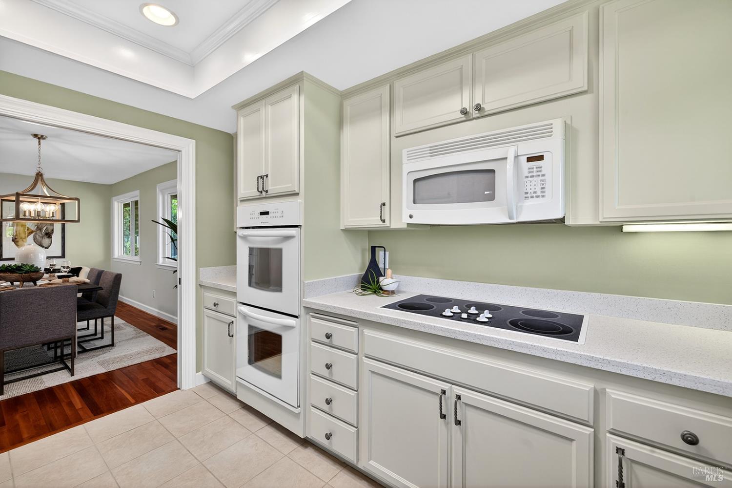 Detail Gallery Image 45 of 65 For 333 Golf Ct, Santa Rosa,  CA 95409 - 3 Beds | 2 Baths