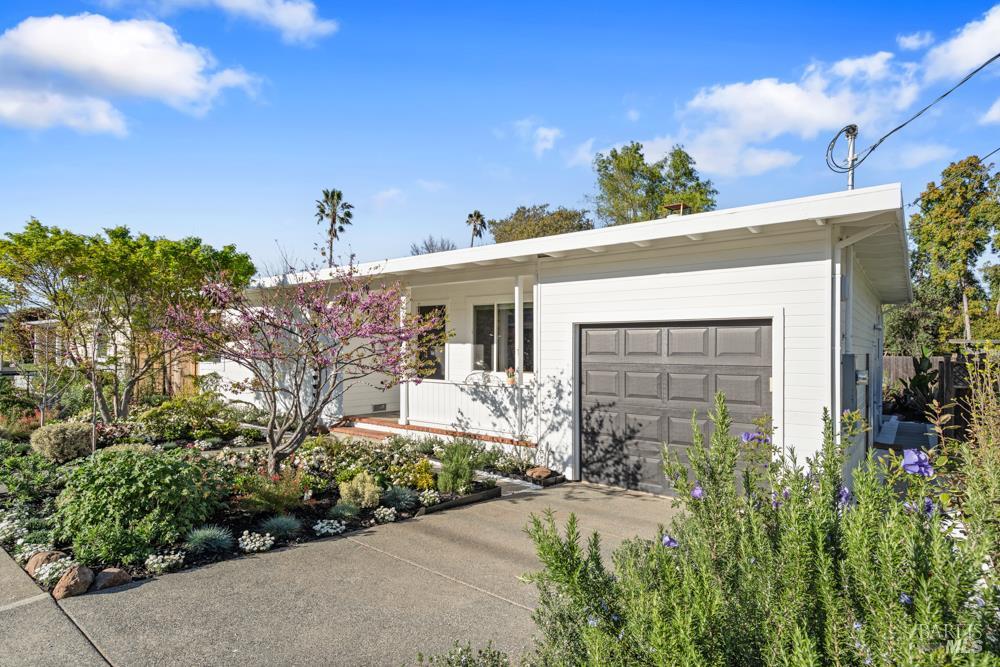 Detail Gallery Image 55 of 60 For 42 Billou St, San Rafael,  CA 94901 - 3 Beds | 2 Baths