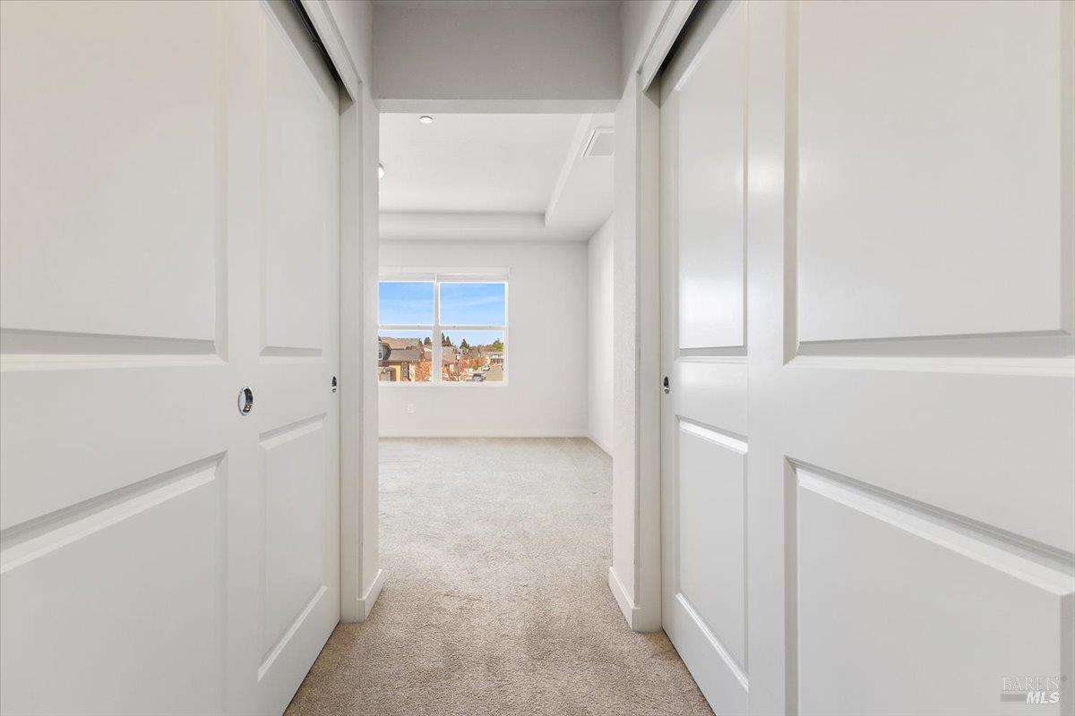 Detail Gallery Image 23 of 31 For 3669 Sebastopol Rd, Santa Rosa,  CA 95407 - 4 Beds | 2/1 Baths