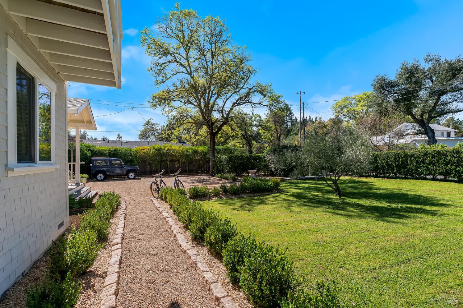 Detail Gallery Image 36 of 38 For 110 Viola Way, Angwin,  CA 94508 - 2 Beds | 2 Baths