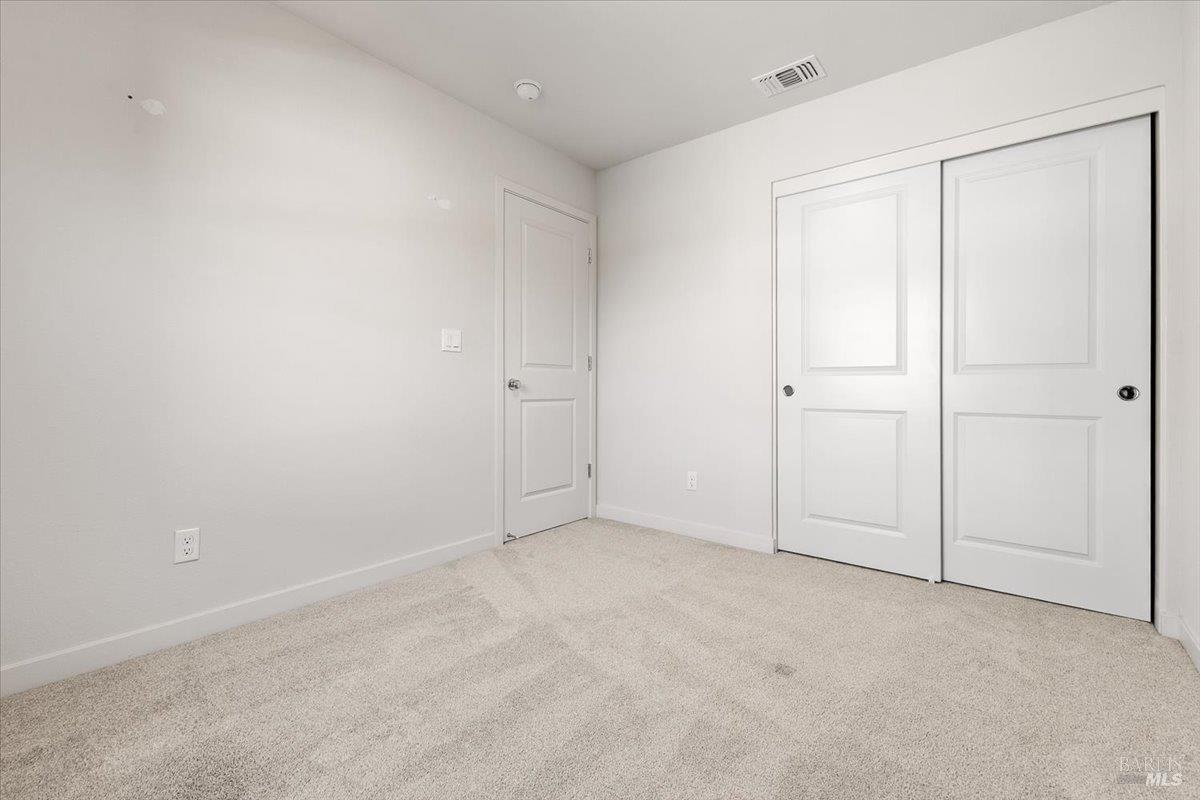 Detail Gallery Image 16 of 31 For 3669 Sebastopol Rd, Santa Rosa,  CA 95407 - 4 Beds | 2/1 Baths