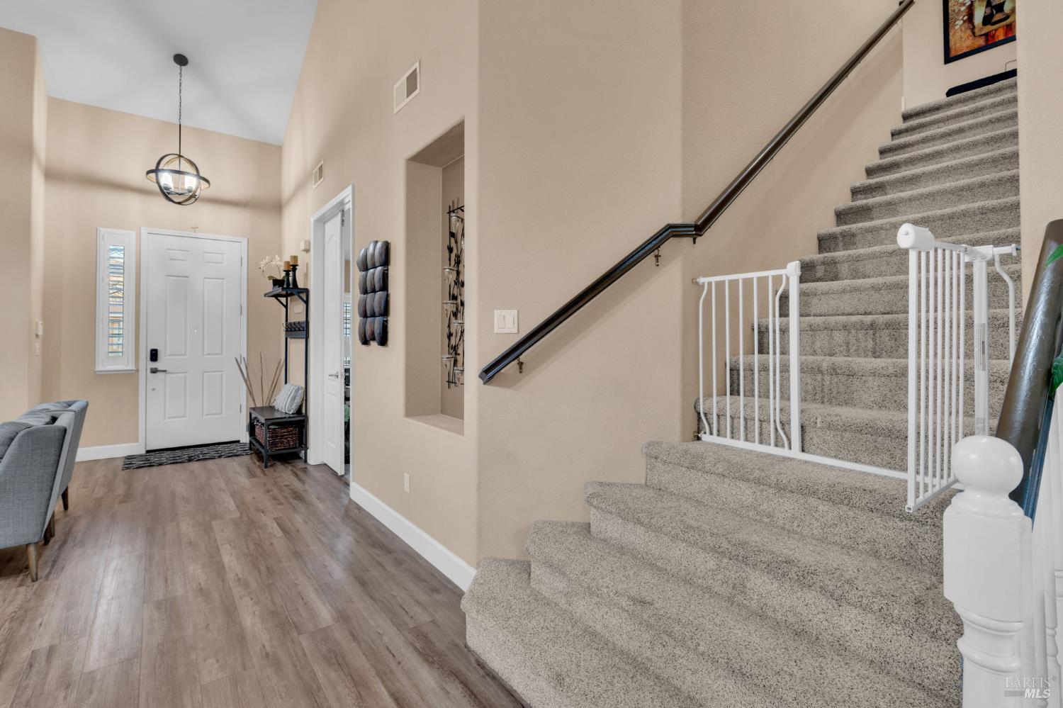 Detail Gallery Image 13 of 72 For 1841 Stockbridge Dr, Fairfield,  CA 94534 - 5 Beds | 4 Baths