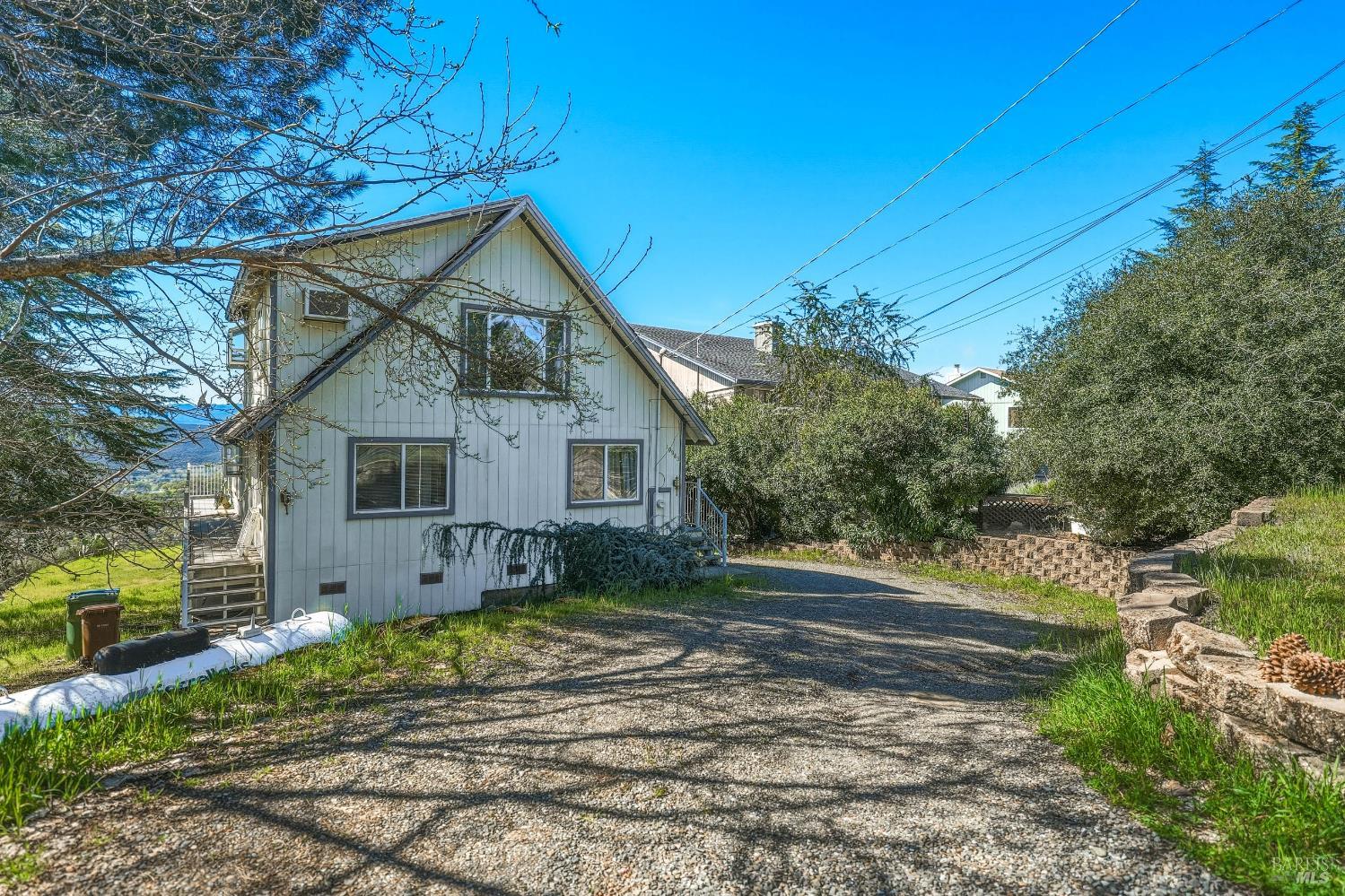 Detail Gallery Image 42 of 58 For 19383 Stonegate Rd, Hidden Valley Lake,  CA 95467 - 4 Beds | 3 Baths