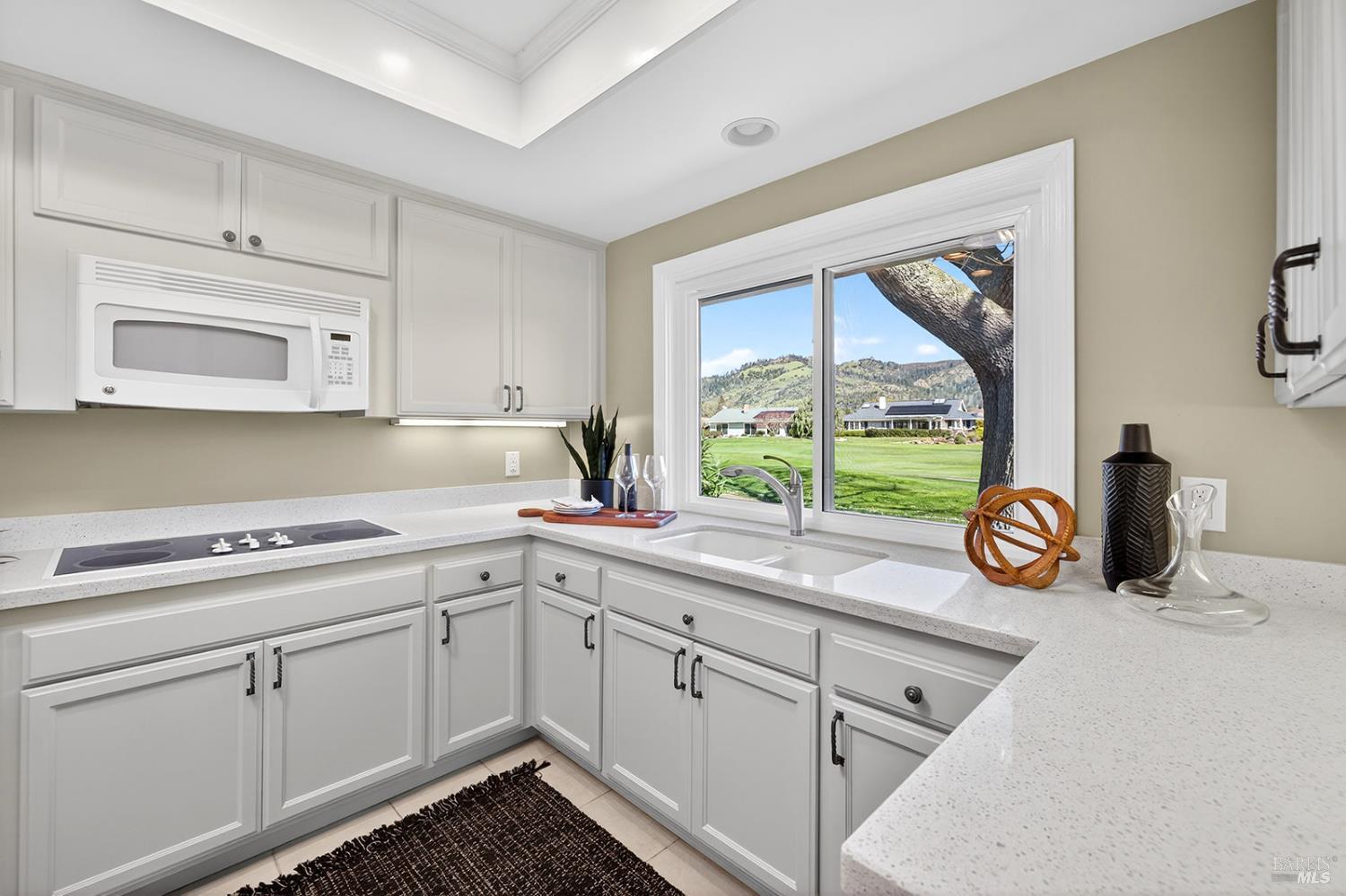 Detail Gallery Image 43 of 65 For 333 Golf Ct, Santa Rosa,  CA 95409 - 3 Beds | 2 Baths