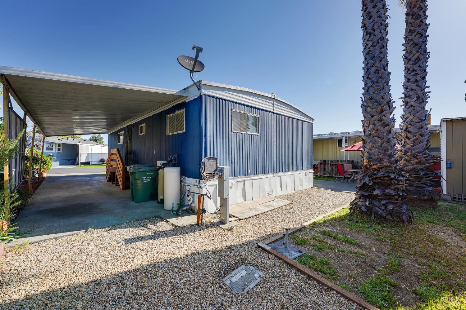 Detail Gallery Image 2 of 10 For 252 Pear Ln, Santa Rosa,  CA 95407 - 2 Beds | 1 Baths