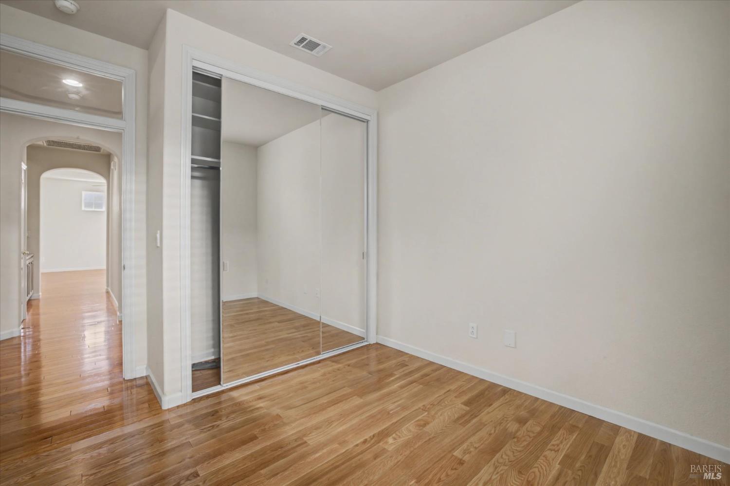 Detail Gallery Image 34 of 85 For 5862 Cabernet Dr, Vallejo,  CA 94591 - 3 Beds | 3 Baths