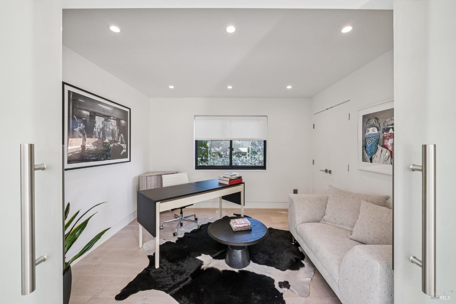 Detail Gallery Image 38 of 54 For 18 Laurel Ln, Sausalito,  CA 94965 - 4 Beds | 3/1 Baths