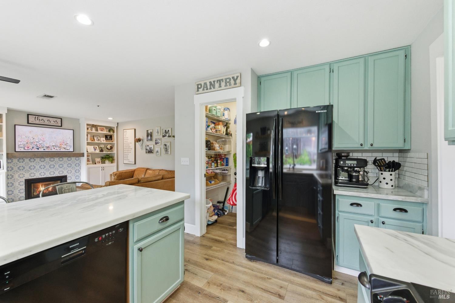 Detail Gallery Image 25 of 53 For 28 Winestone Ct, Napa,  CA 94558 - 4 Beds | 3 Baths