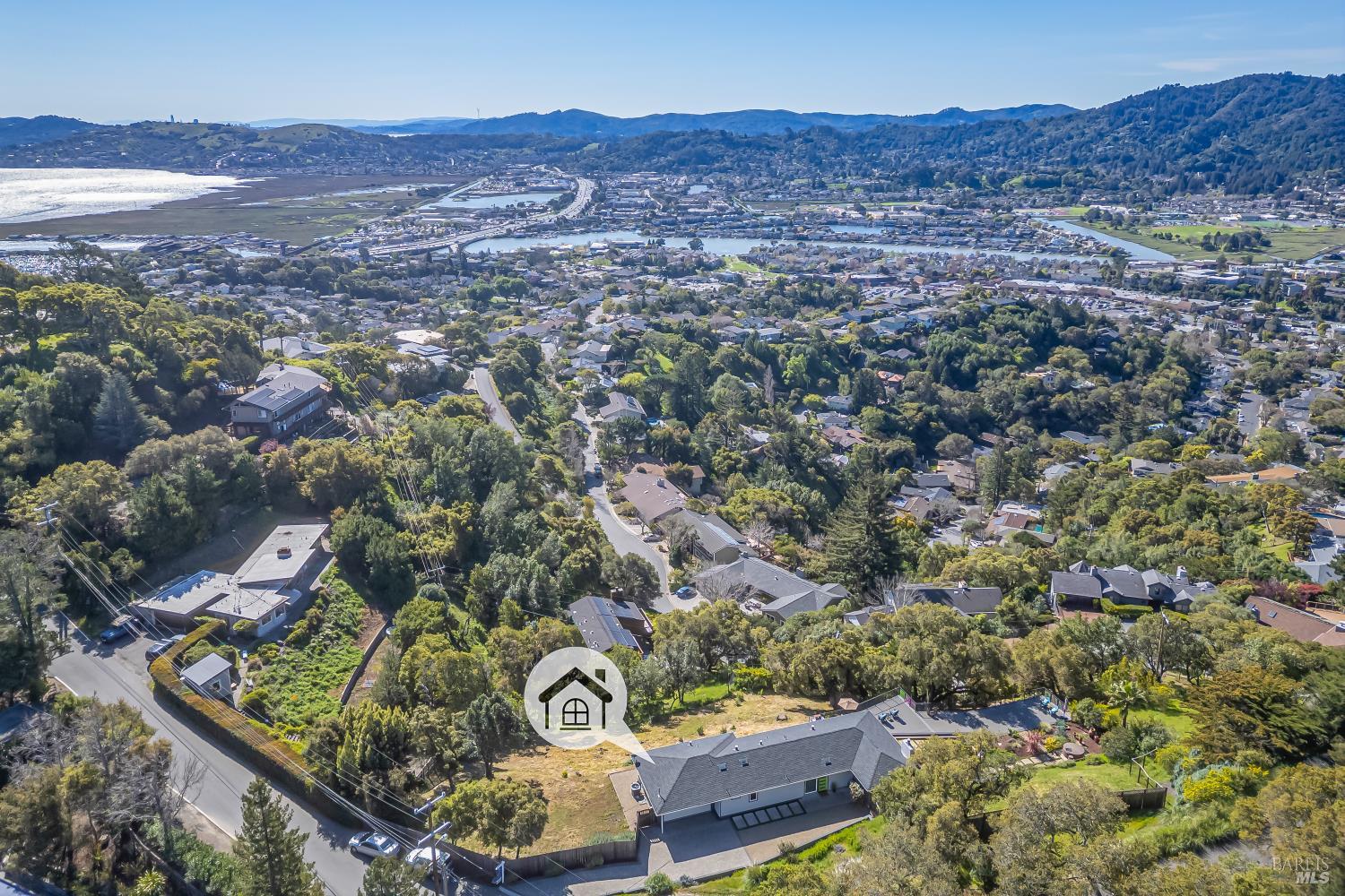 Detail Gallery Image 23 of 26 For 155 Bret Harte Rd, San Rafael,  CA 94941 - 3 Beds | 2 Baths