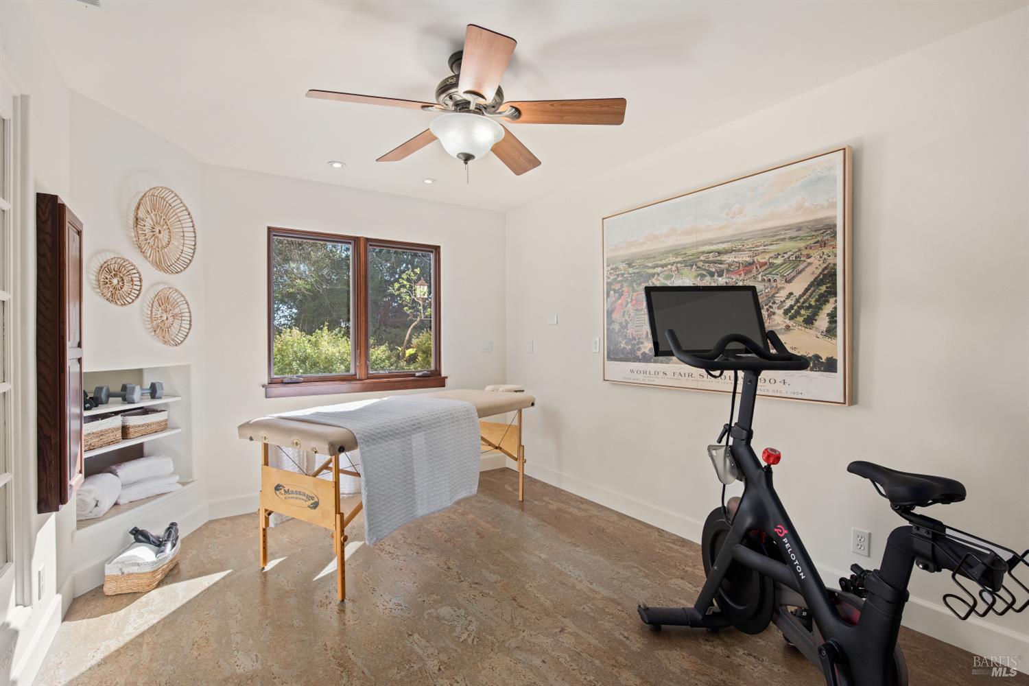 Detail Gallery Image 29 of 58 For 2405 Lewis Dr, Sebastopol,  CA 95472 - 3 Beds | 3 Baths