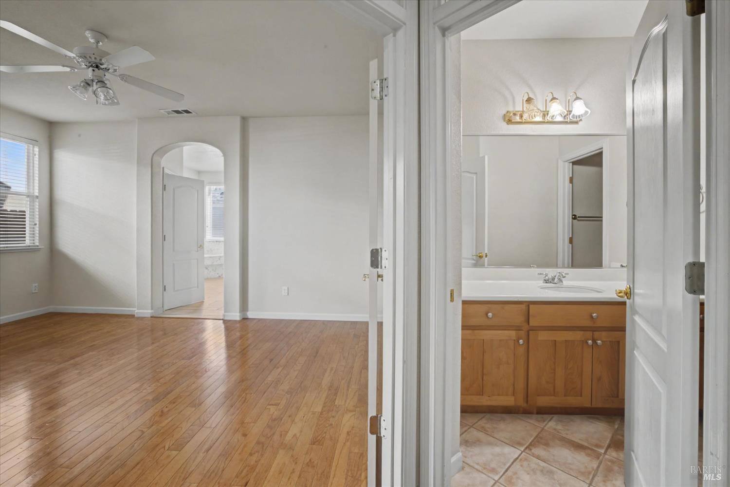 Detail Gallery Image 36 of 85 For 5862 Cabernet Dr, Vallejo,  CA 94591 - 3 Beds | 3 Baths