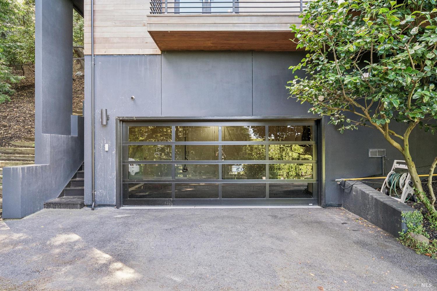 Detail Gallery Image 44 of 54 For 18 Laurel Ln, Sausalito,  CA 94965 - 4 Beds | 3/1 Baths