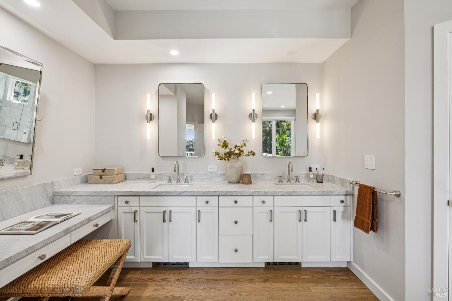 Detail Gallery Image 59 of 80 For 99 Deer Park Ave, San Rafael,  CA 94901 - 4 Beds | 3/1 Baths