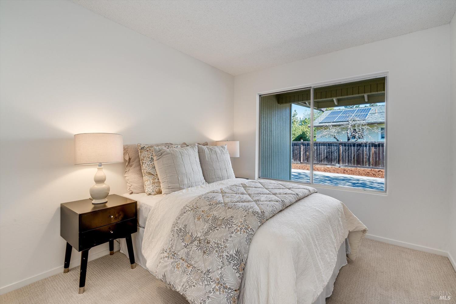 Detail Gallery Image 22 of 37 For 2625 Hidden Valley Dr, Santa Rosa,  CA 95404 - 4 Beds | 2/1 Baths