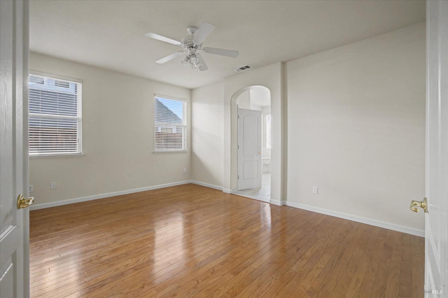 Detail Gallery Image 35 of 85 For 5862 Cabernet Dr, Vallejo,  CA 94591 - 3 Beds | 3 Baths