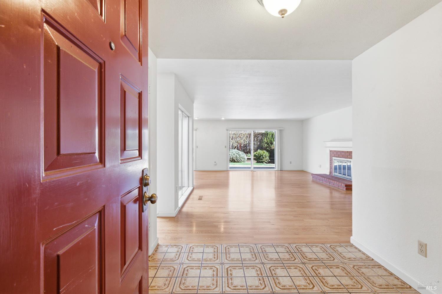 Detail Gallery Image 4 of 48 For 8886 Oakmont Dr, Santa Rosa,  CA 95409 - 3 Beds | 2 Baths