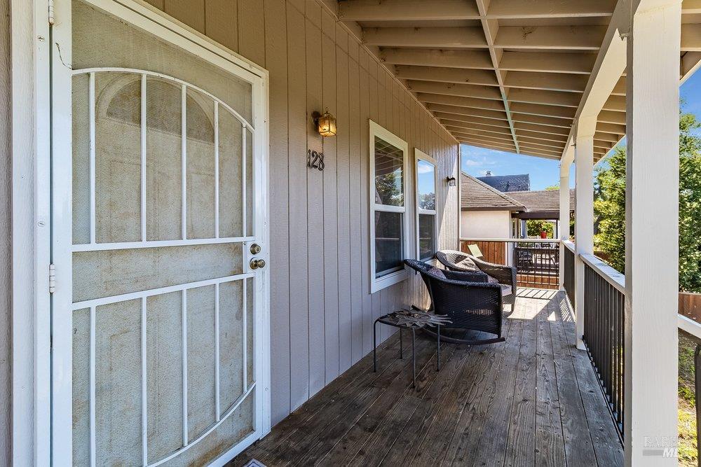 Detail Gallery Image 8 of 85 For 128 Norman Ave, Concord,  CA 94520 - 3 Beds | 2/1 Baths