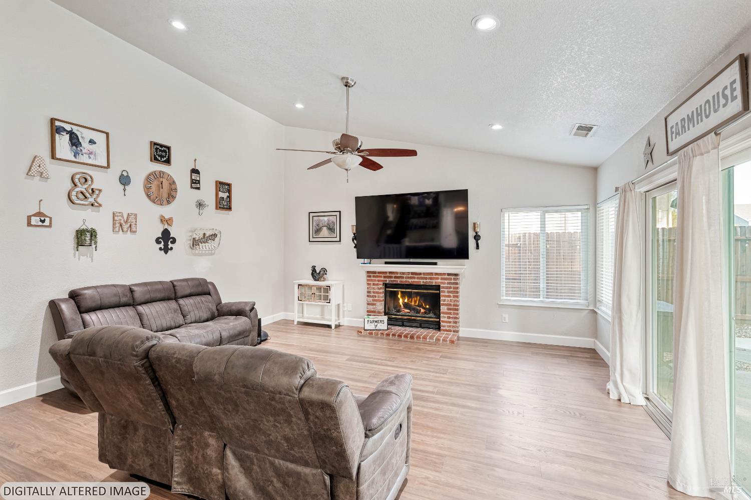 Detail Gallery Image 22 of 64 For 1315 Jacobs Pl, Dixon,  CA 95620 - 4 Beds | 2/1 Baths