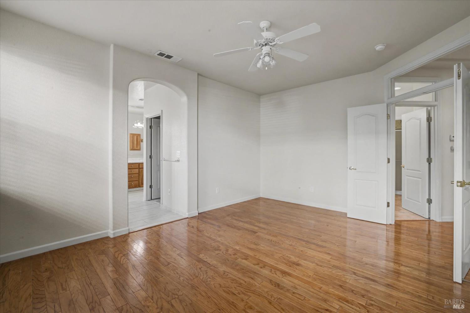 Detail Gallery Image 44 of 85 For 5862 Cabernet Dr, Vallejo,  CA 94591 - 3 Beds | 3 Baths