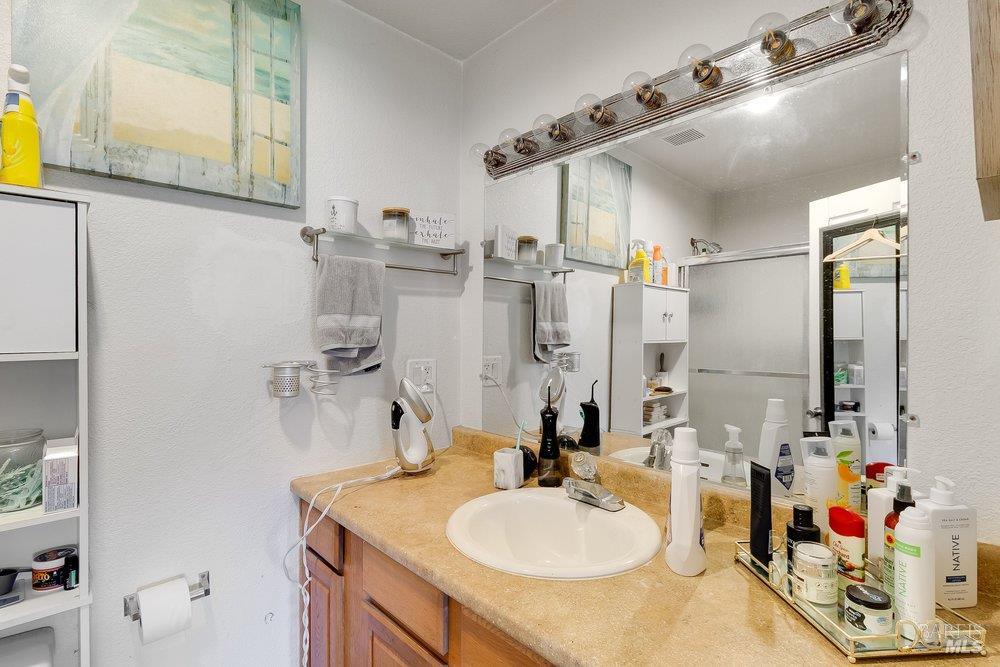 Detail Gallery Image 57 of 85 For 128 Norman Ave, Concord,  CA 94520 - 3 Beds | 2/1 Baths