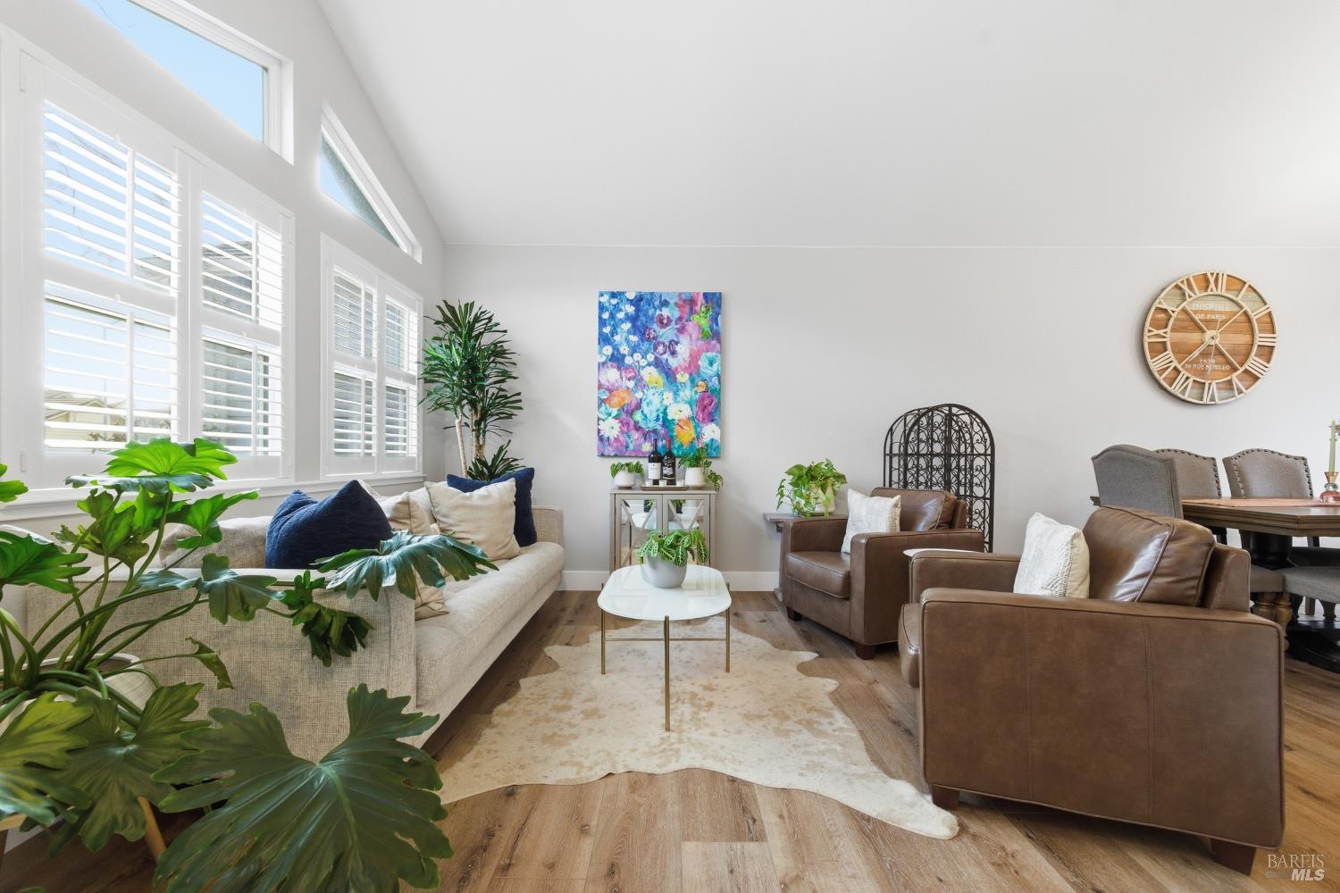 Detail Gallery Image 15 of 53 For 28 Winestone Ct, Napa,  CA 94558 - 4 Beds | 3 Baths