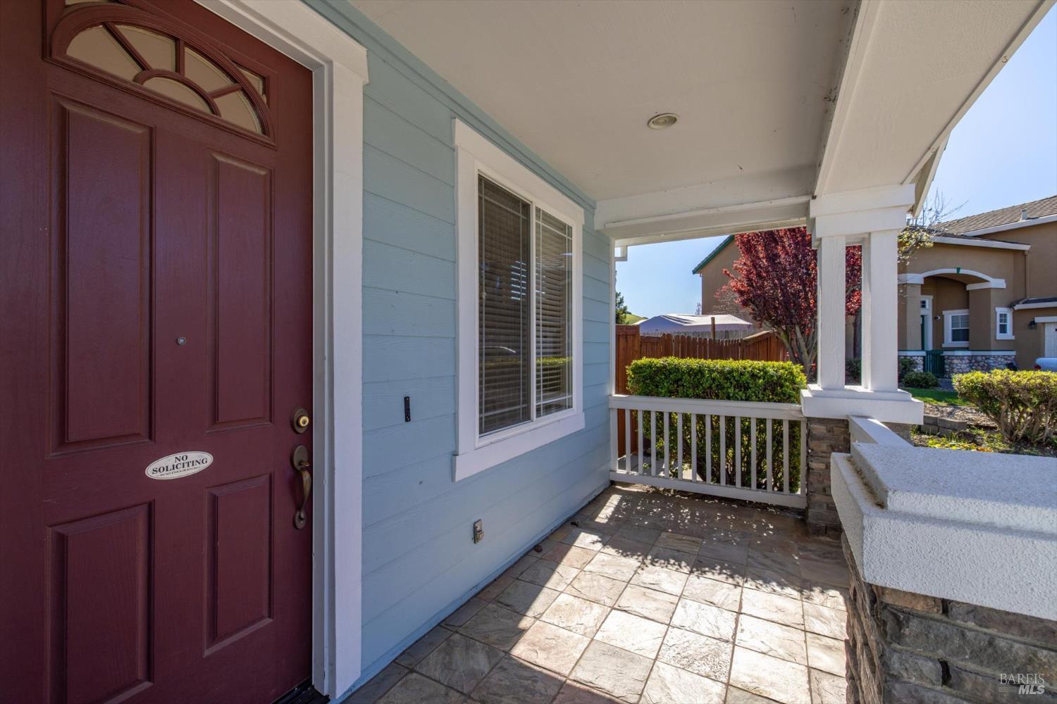 Detail Gallery Image 8 of 85 For 5862 Cabernet Dr, Vallejo,  CA 94591 - 3 Beds | 3 Baths