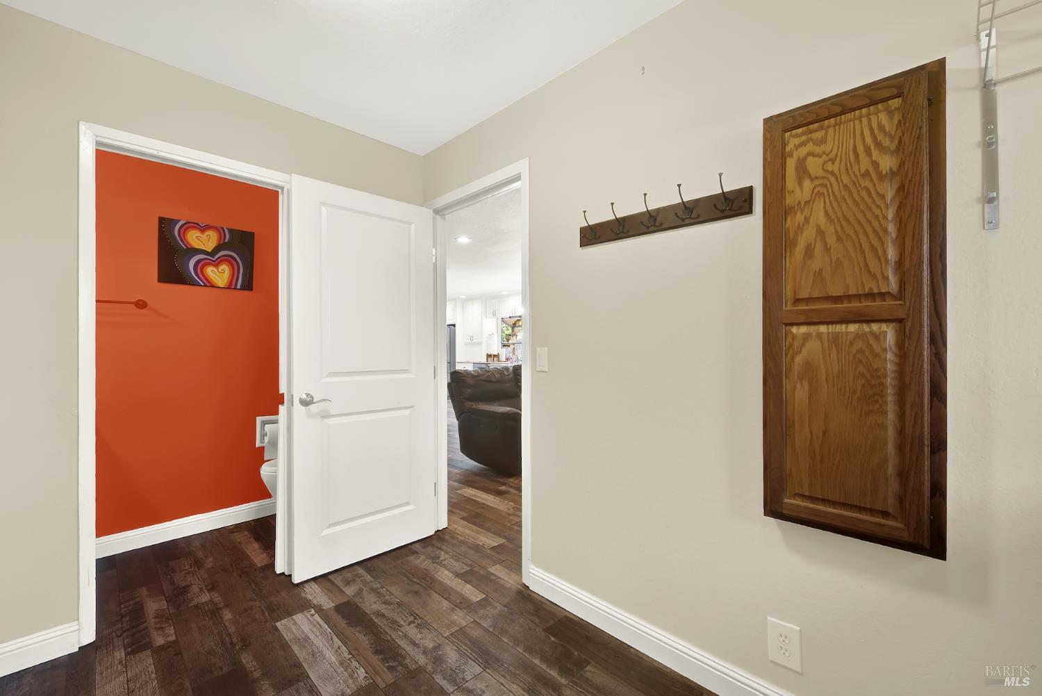 Detail Gallery Image 28 of 77 For 116 Alturas Ct, Vacaville,  CA 95688 - 5 Beds | 2/1 Baths
