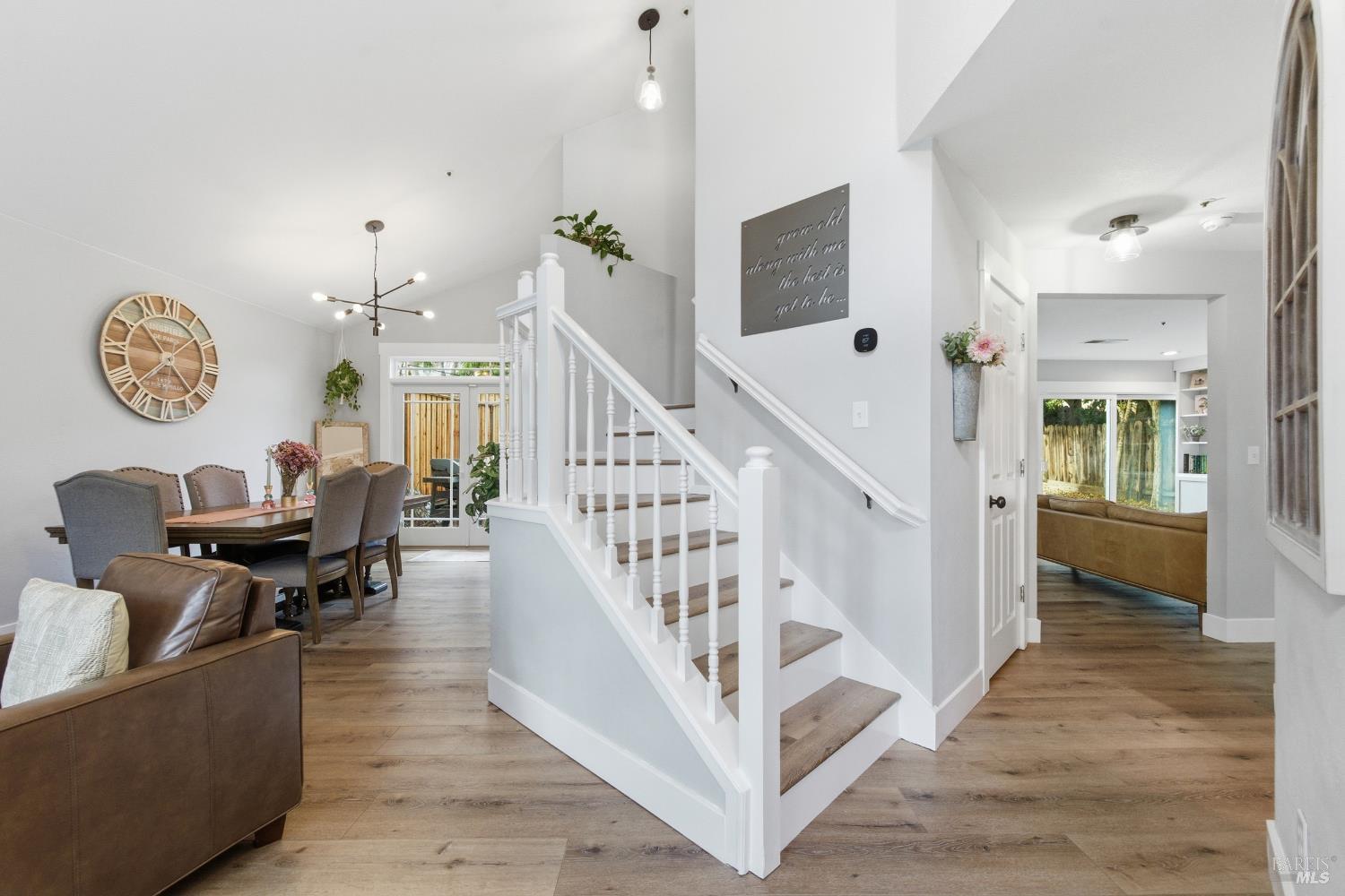 Detail Gallery Image 16 of 53 For 28 Winestone Ct, Napa,  CA 94558 - 4 Beds | 3 Baths