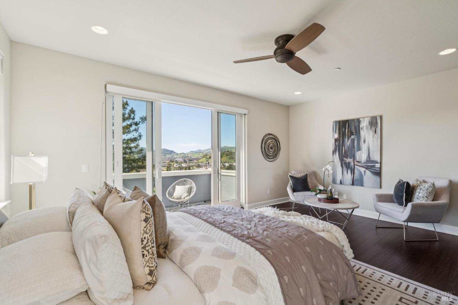 Detail Gallery Image 45 of 67 For 9 Edgehill Way, San Rafael,  CA 94903 - 3 Beds | 3 Baths