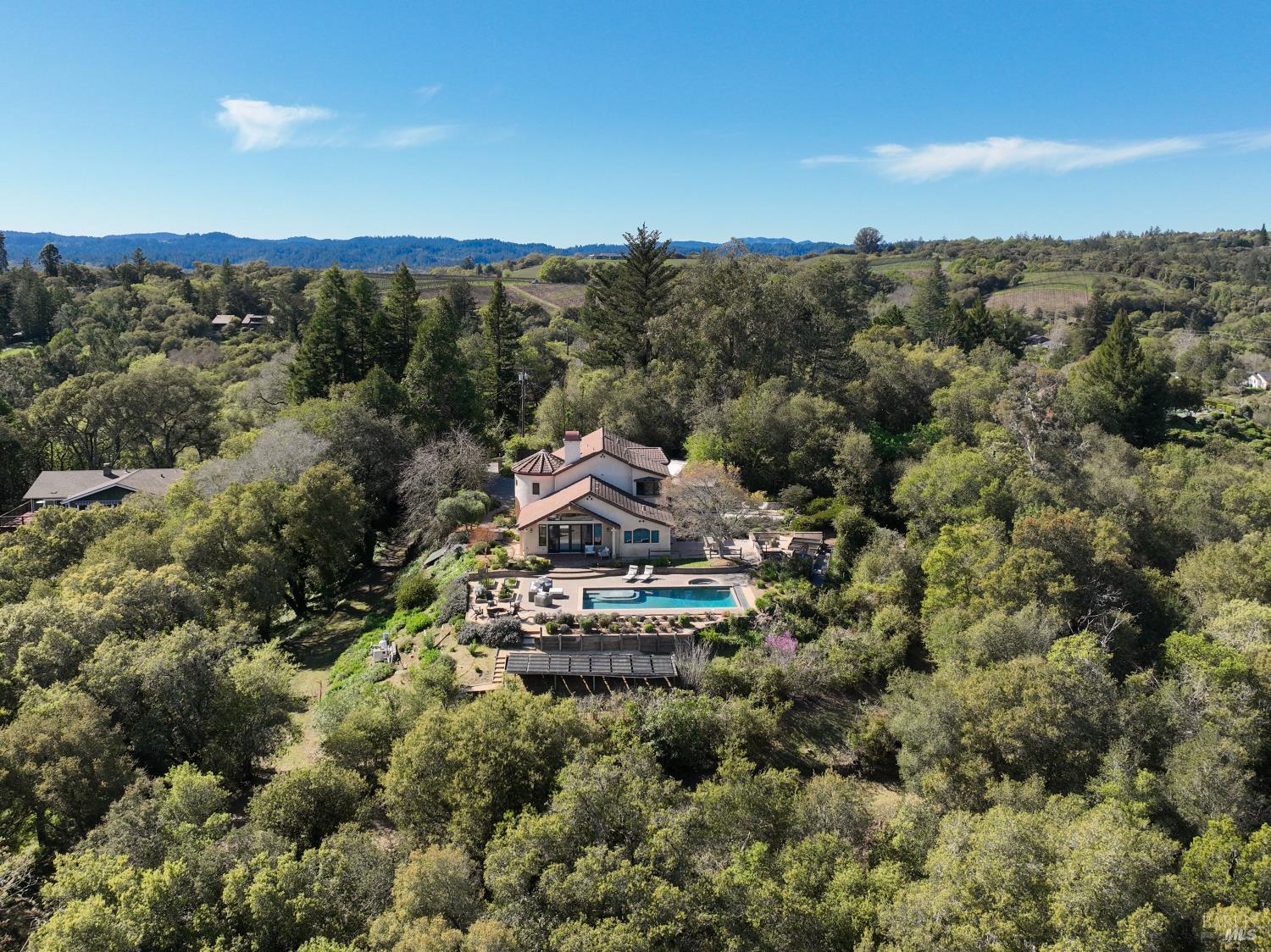 Detail Gallery Image 10 of 58 For 2405 Lewis Dr, Sebastopol,  CA 95472 - 3 Beds | 3 Baths