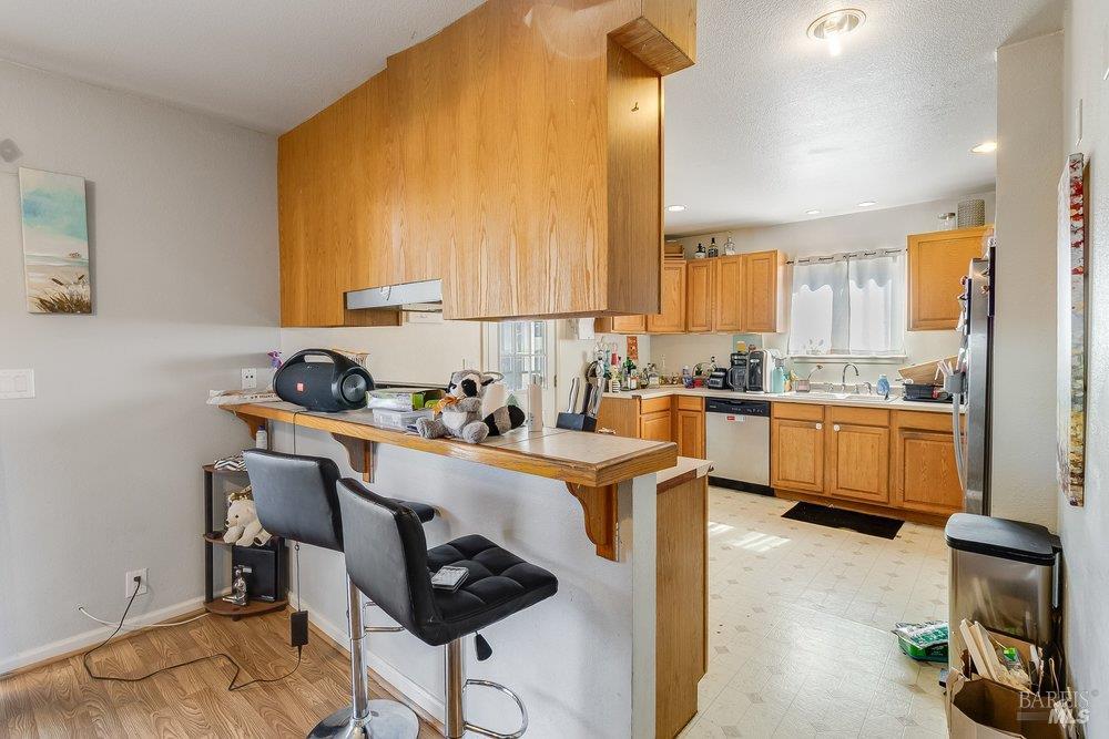 Detail Gallery Image 27 of 85 For 128 Norman Ave, Concord,  CA 94520 - 3 Beds | 2/1 Baths