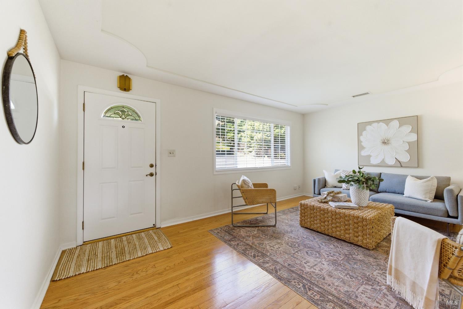 Detail Gallery Image 7 of 49 For 3188 Laurel St, Napa,  CA 94558 - 2 Beds | 1 Baths