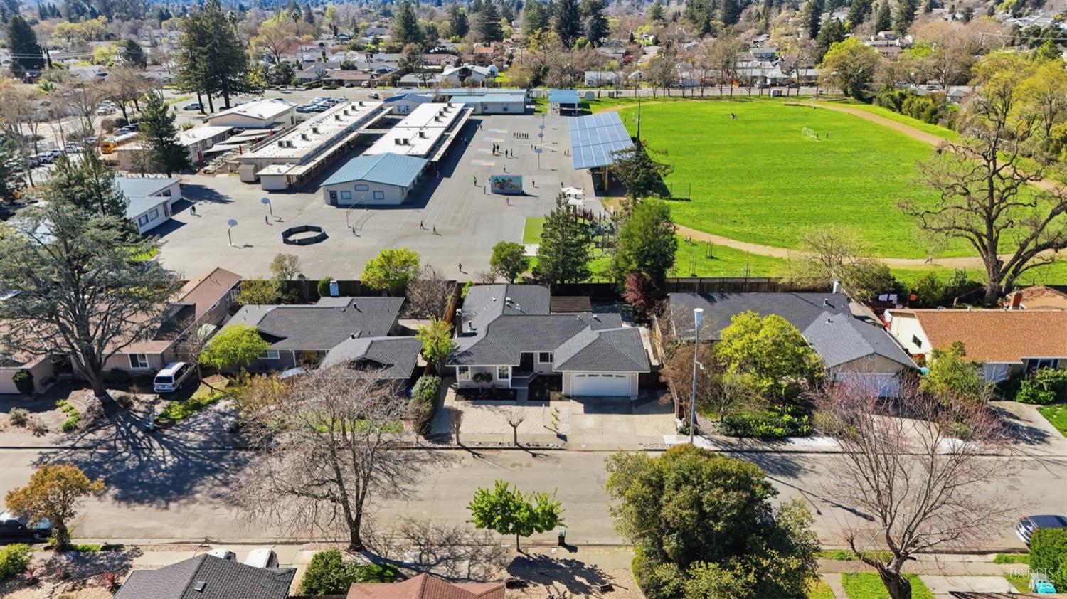 Detail Gallery Image 32 of 33 For 341 La Crosse Ave, Santa Rosa,  CA 95409 - 3 Beds | 2 Baths