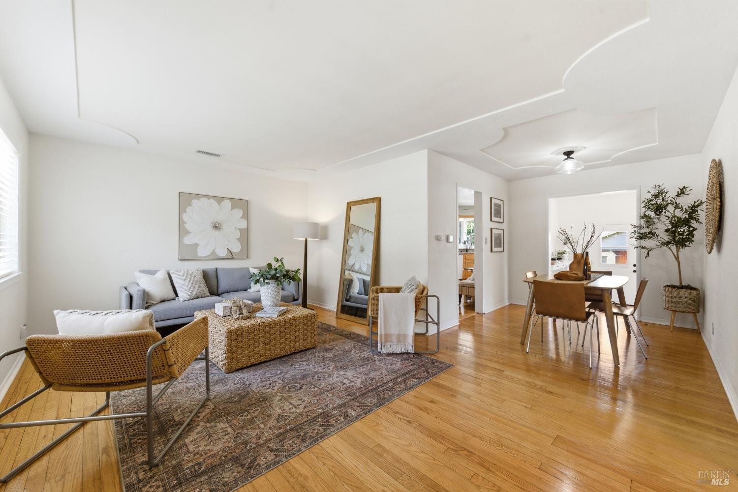 Detail Gallery Image 6 of 49 For 3188 Laurel St, Napa,  CA 94558 - 2 Beds | 1 Baths