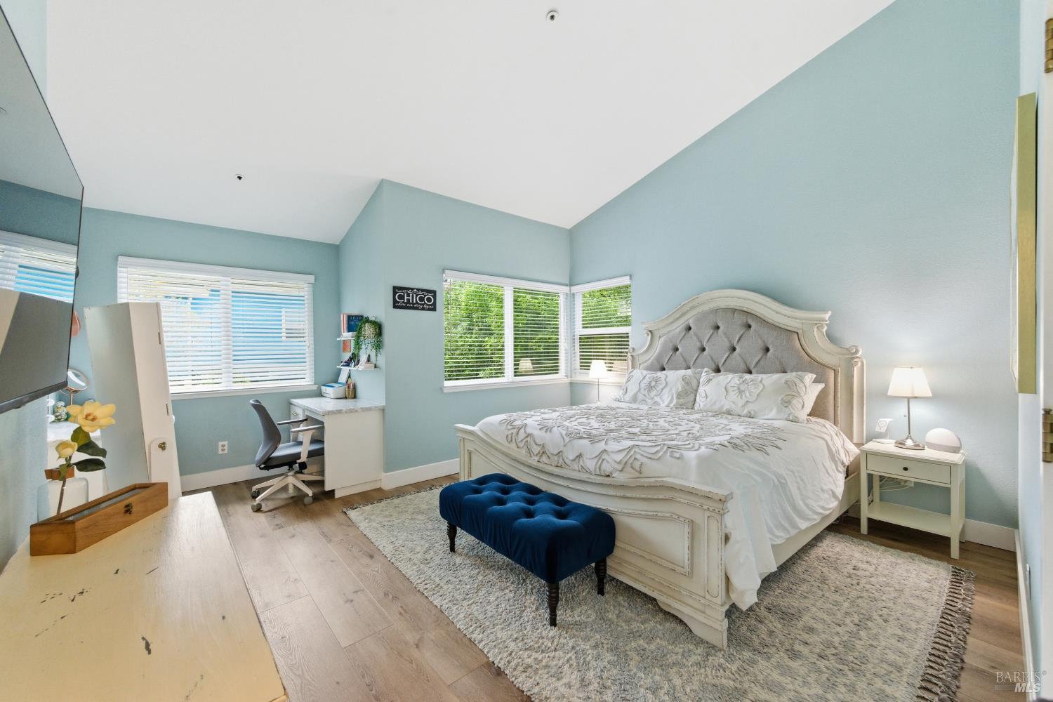 Detail Gallery Image 7 of 53 For 28 Winestone Ct, Napa,  CA 94558 - 4 Beds | 3 Baths