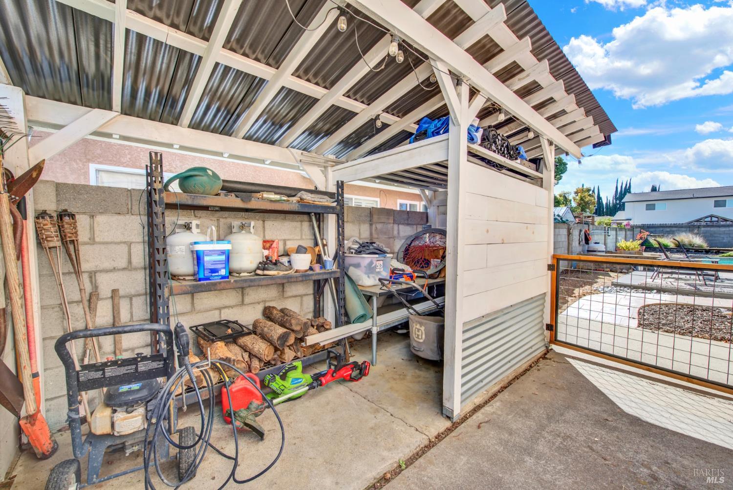 Detail Gallery Image 72 of 77 For 116 Alturas Ct, Vacaville,  CA 95688 - 5 Beds | 2/1 Baths