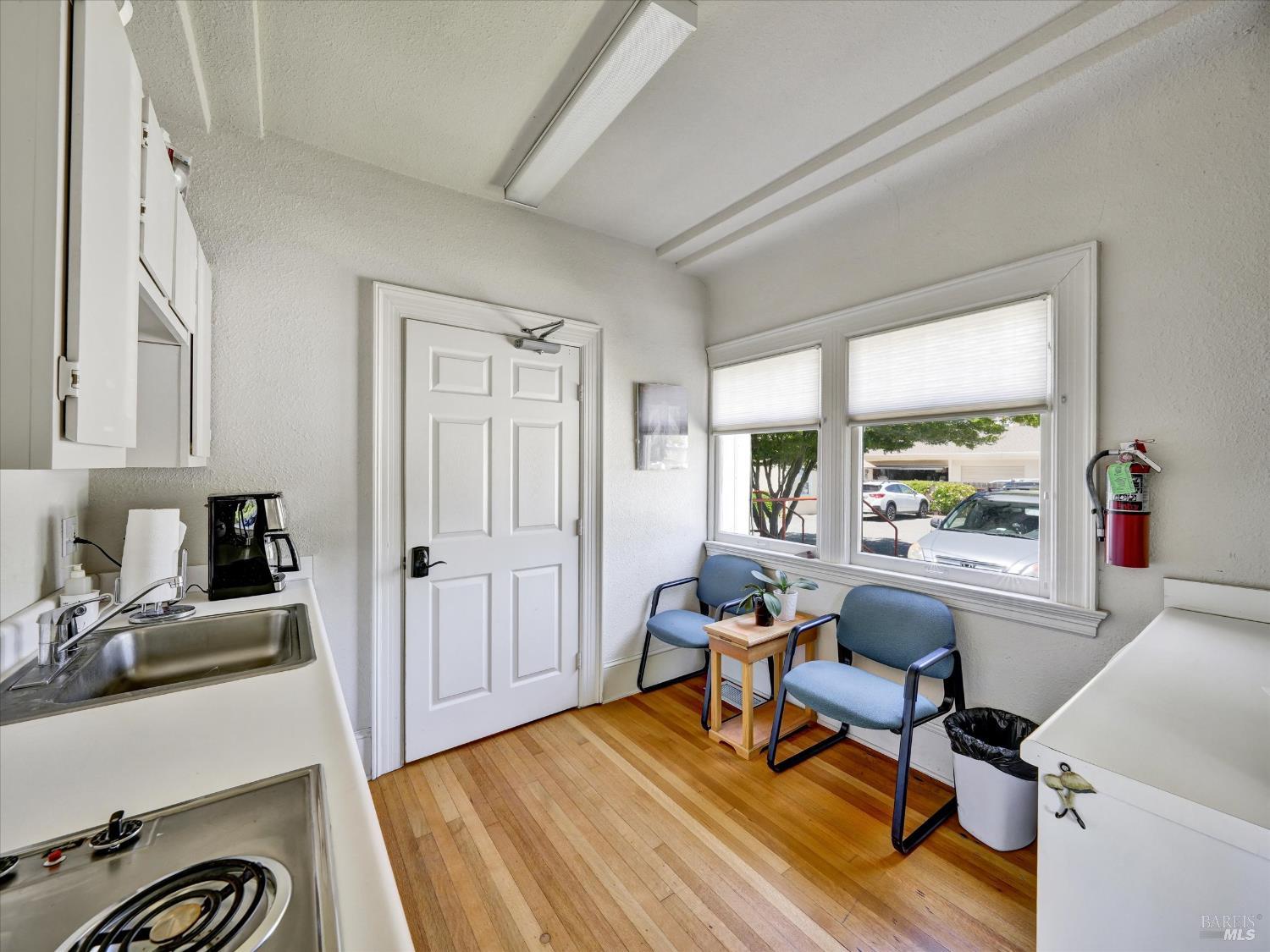 Detail Gallery Image 17 of 21 For 825 College Ave, Santa Rosa,  CA 95404 - – Beds | – Baths