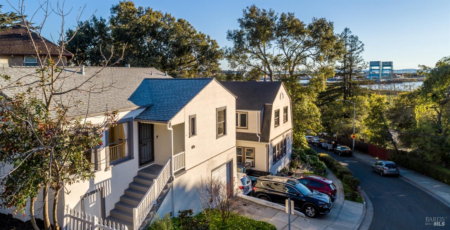 Front Image Thumbnail for BA326017003