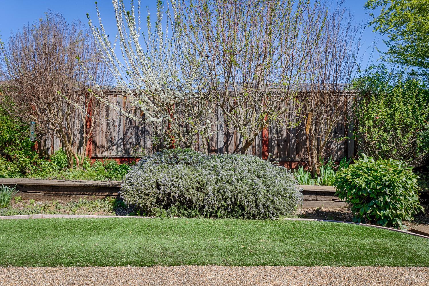 Detail Gallery Image 39 of 48 For 8886 Oakmont Dr, Santa Rosa,  CA 95409 - 3 Beds | 2 Baths