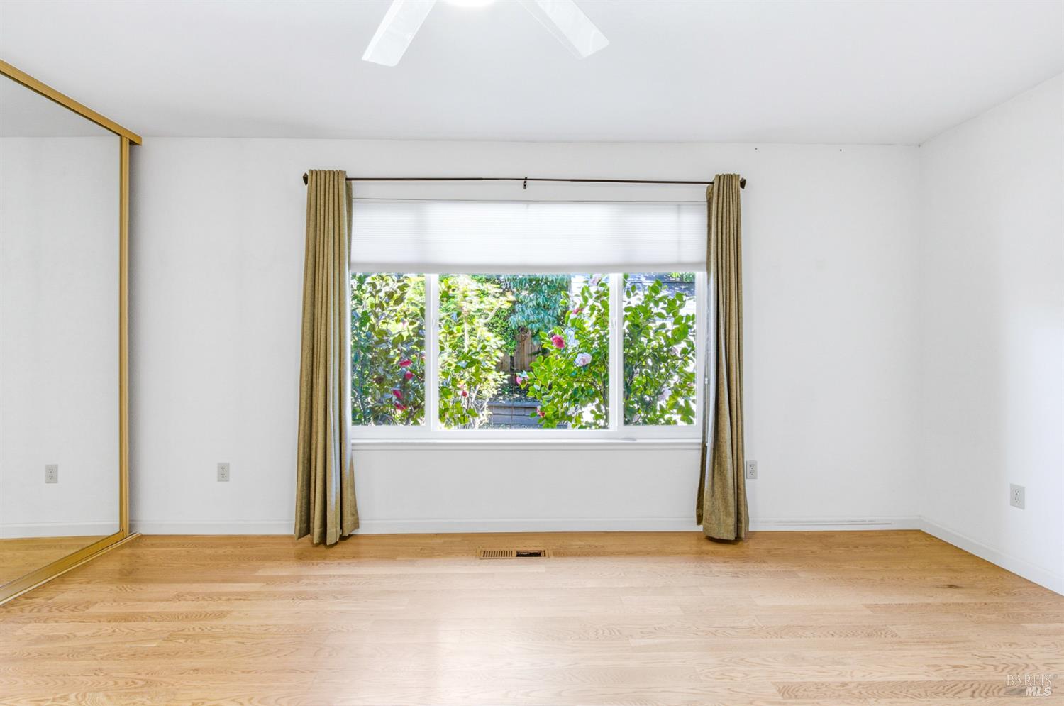 Detail Gallery Image 32 of 48 For 8886 Oakmont Dr, Santa Rosa,  CA 95409 - 3 Beds | 2 Baths