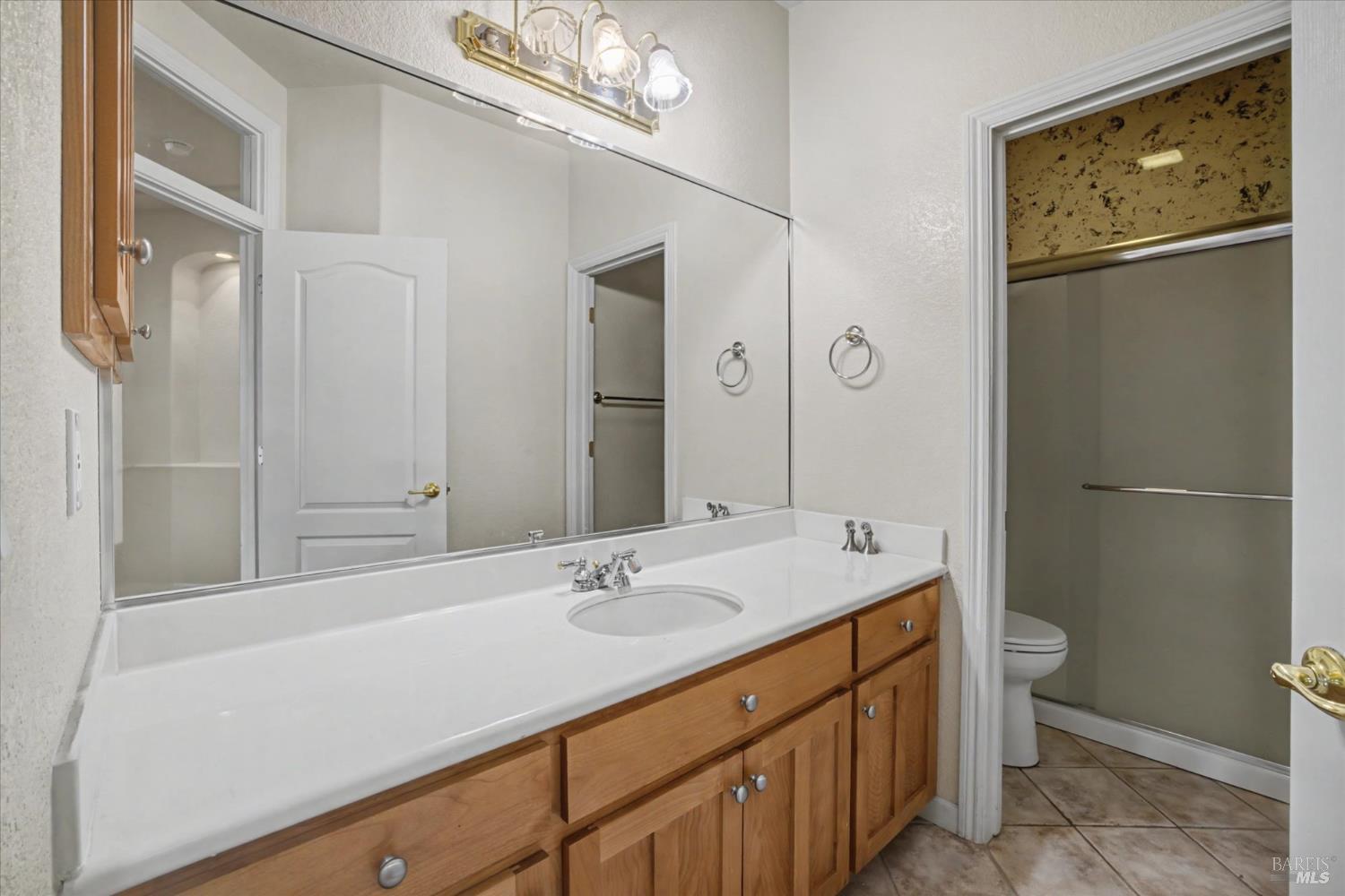 Detail Gallery Image 37 of 85 For 5862 Cabernet Dr, Vallejo,  CA 94591 - 3 Beds | 3 Baths