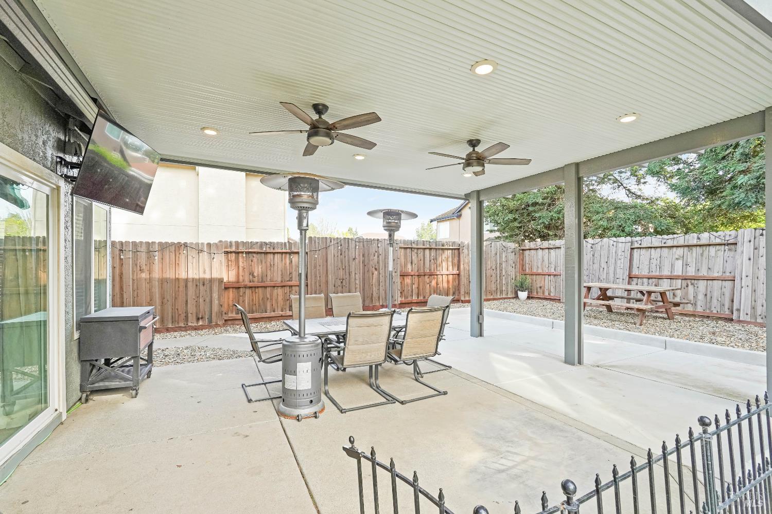 Detail Gallery Image 47 of 64 For 1315 Jacobs Pl, Dixon,  CA 95620 - 4 Beds | 2/1 Baths