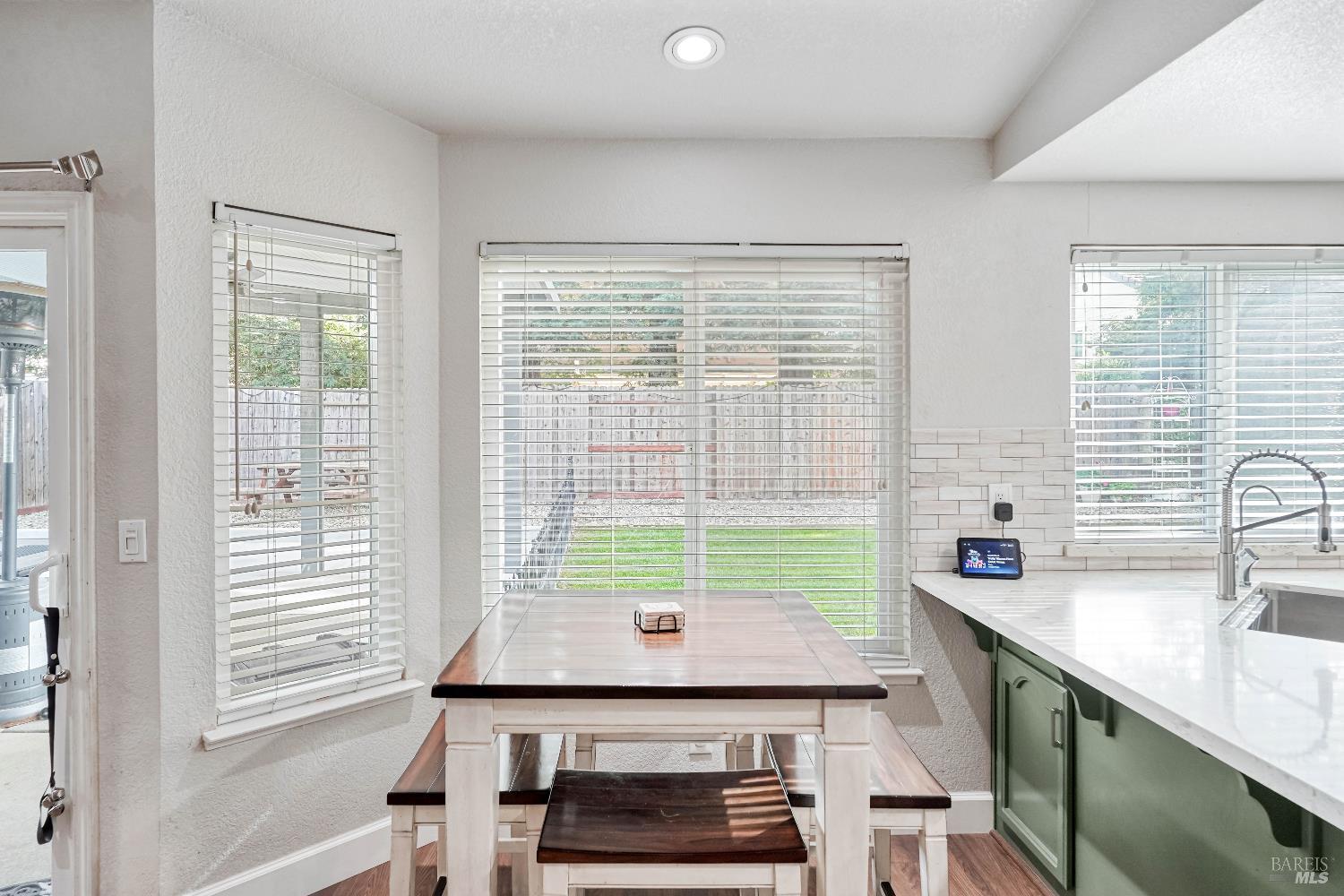 Detail Gallery Image 20 of 64 For 1315 Jacobs Pl, Dixon,  CA 95620 - 4 Beds | 2/1 Baths