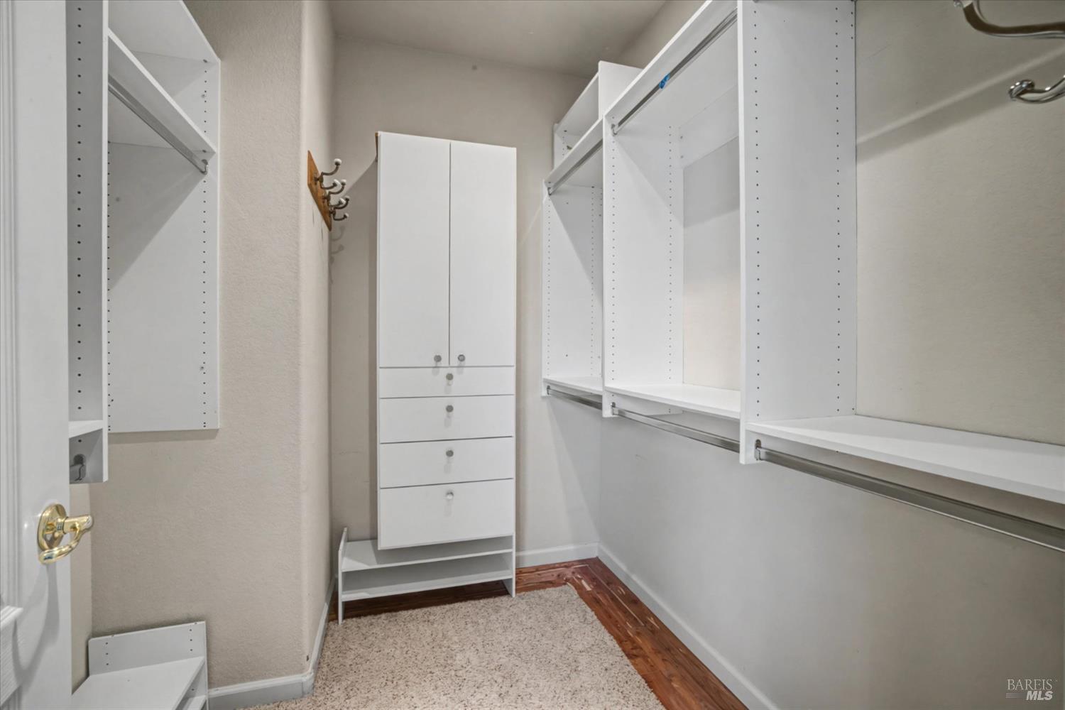 Detail Gallery Image 42 of 85 For 5862 Cabernet Dr, Vallejo,  CA 94591 - 3 Beds | 3 Baths