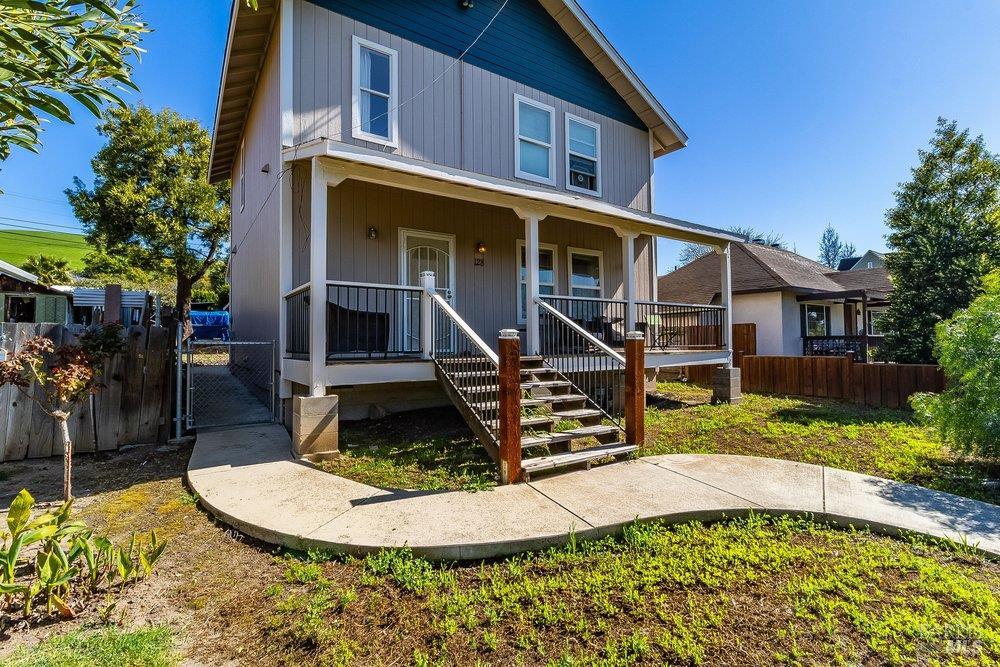 Detail Gallery Image 6 of 85 For 128 Norman Ave, Concord,  CA 94520 - 3 Beds | 2/1 Baths