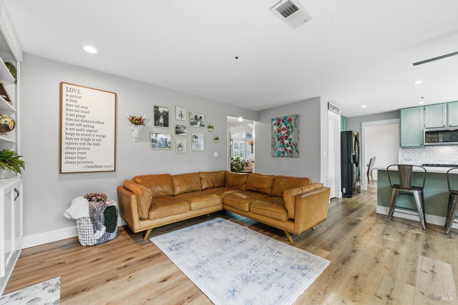 Detail Gallery Image 28 of 53 For 28 Winestone Ct, Napa,  CA 94558 - 4 Beds | 3 Baths