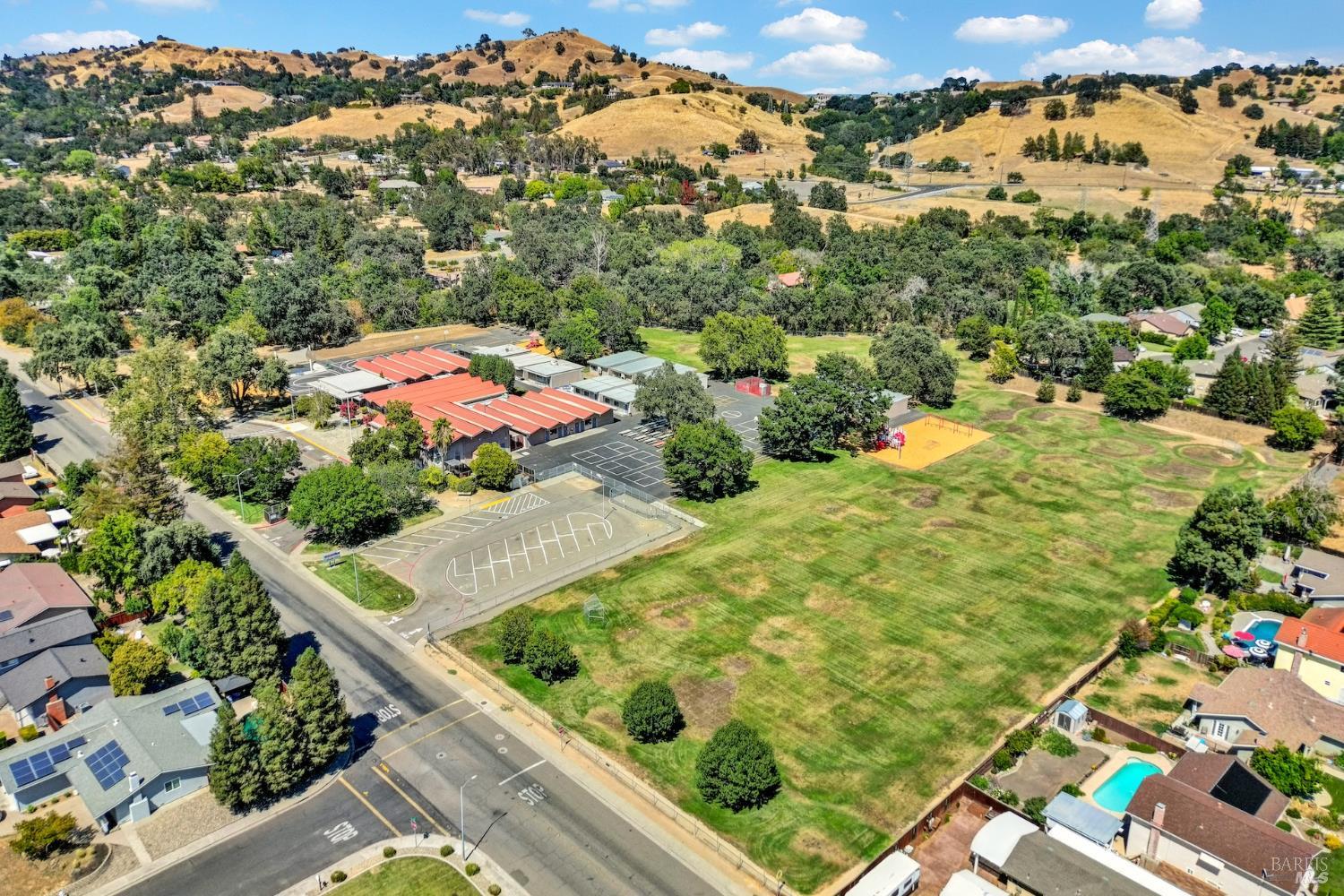 Detail Gallery Image 74 of 77 For 116 Alturas Ct, Vacaville,  CA 95688 - 5 Beds | 2/1 Baths