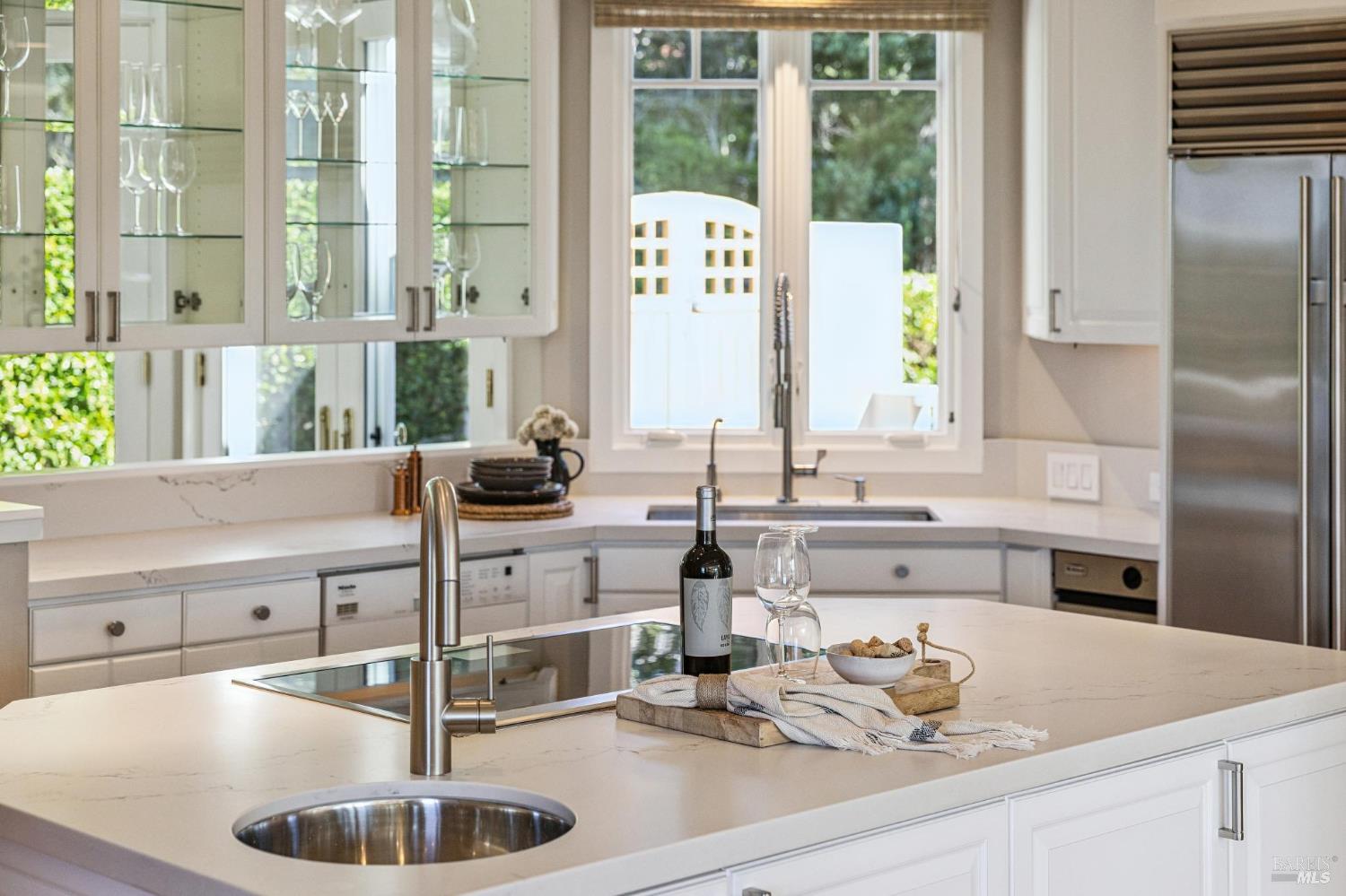 Detail Gallery Image 41 of 80 For 99 Deer Park Ave, San Rafael,  CA 94901 - 4 Beds | 3/1 Baths